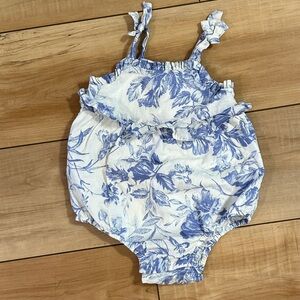 Baby gap one piece